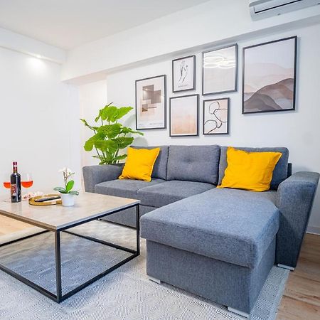 Refreshingly Chic: Newly Renovated 2Br Apartment Bukareszt Zewnętrze zdjęcie