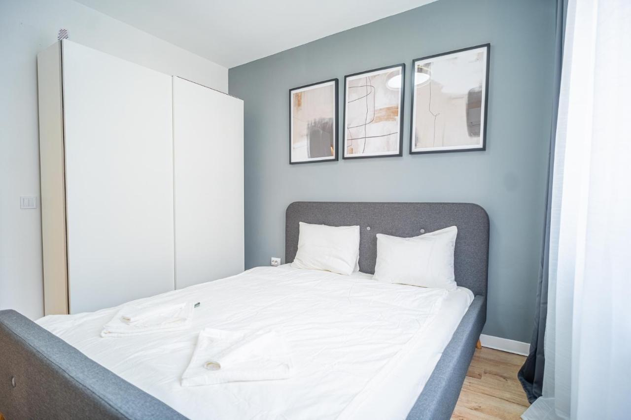 Refreshingly Chic: Newly Renovated 2Br Apartment Bukareszt Zewnętrze zdjęcie