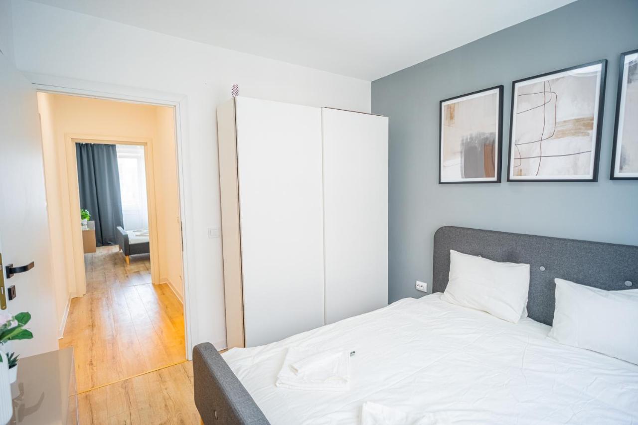Refreshingly Chic: Newly Renovated 2Br Apartment Bukareszt Zewnętrze zdjęcie