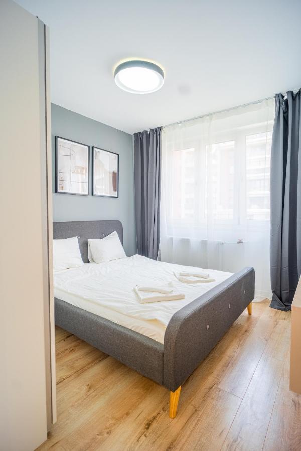 Refreshingly Chic: Newly Renovated 2Br Apartment Bukareszt Zewnętrze zdjęcie