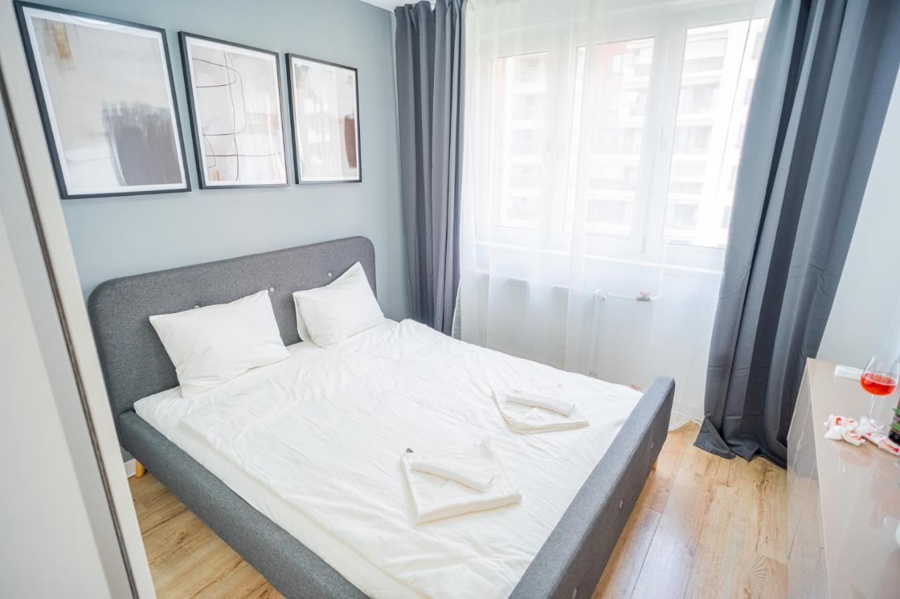 Refreshingly Chic: Newly Renovated 2Br Apartment Bukareszt Zewnętrze zdjęcie