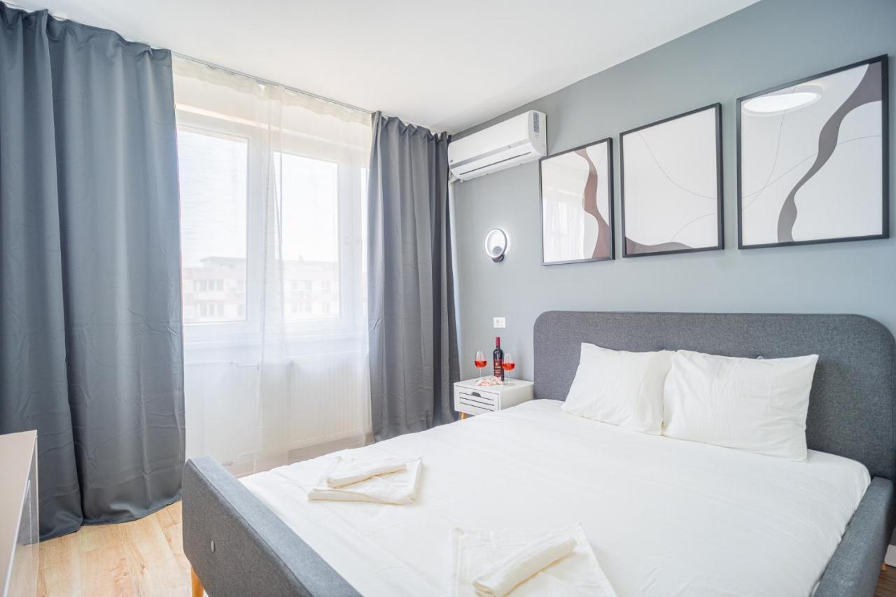 Refreshingly Chic: Newly Renovated 2Br Apartment Bukareszt Zewnętrze zdjęcie